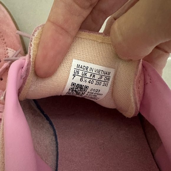 Adidas Bermuda Glow Pink - Picture 5 of 5